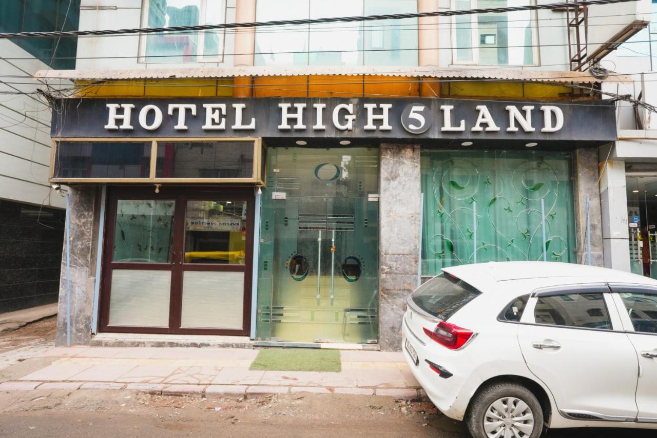 Hotel High 5 Land Delhi  Exterior photo