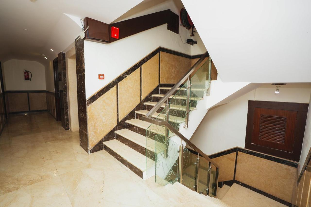 Hotel High 5 Land Delhi  Exterior photo